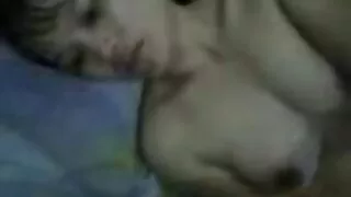Залуу Азийн Lulu Чу албадан өгөх blowjob эсрэг хүсэл