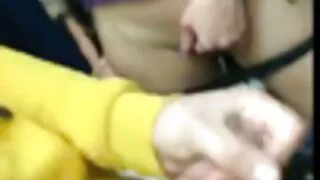 Хар дээрэмчин fucks гүйцсэн эмэгтэй Оронд баривчлах