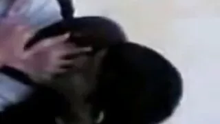 Залуу идэвхтэй fucks түүний залуу busty найз охин нь завин дээр