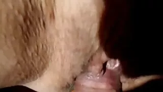 Үзэсгэлэнт Япон охин бууж өгсөн найз залуу дараа masturbating