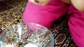 ОХУ-ын охин явдаг ярих нь найз залуу, copulates түүнтэй хамт pantyhose