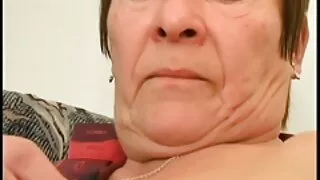 Дөрвөн тарган эмэгтэй хамтдаа Лесбиян Gangbang байна